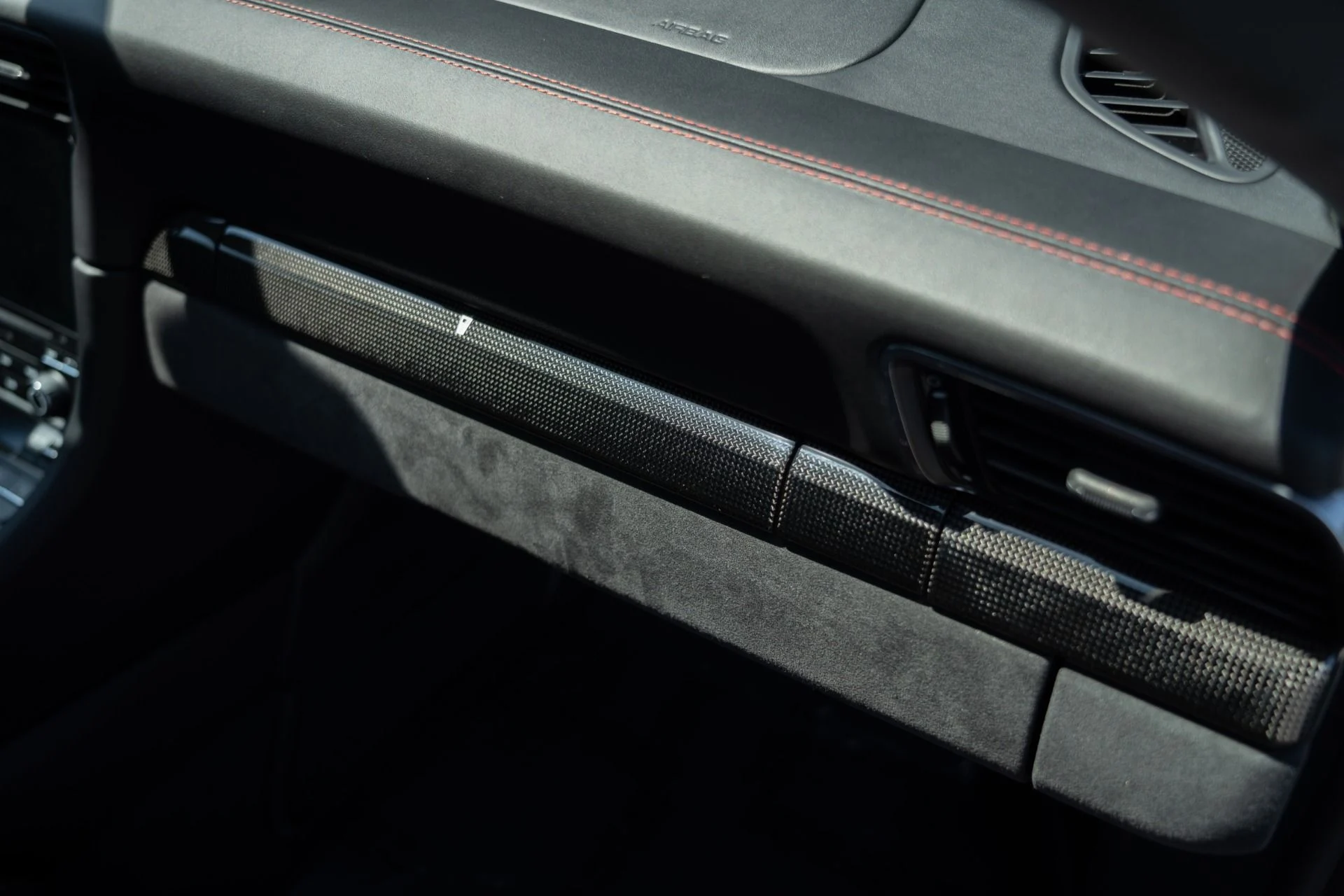 mph035_708006579_Used_2018_Porsche_911_GT_3_1756851687_2d08085071