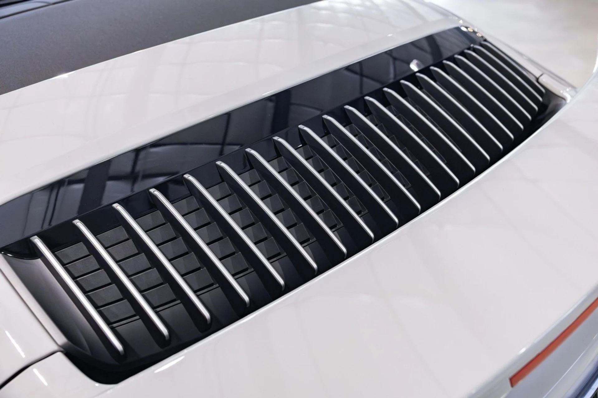 mph035_709633990_bg_f060f2064a