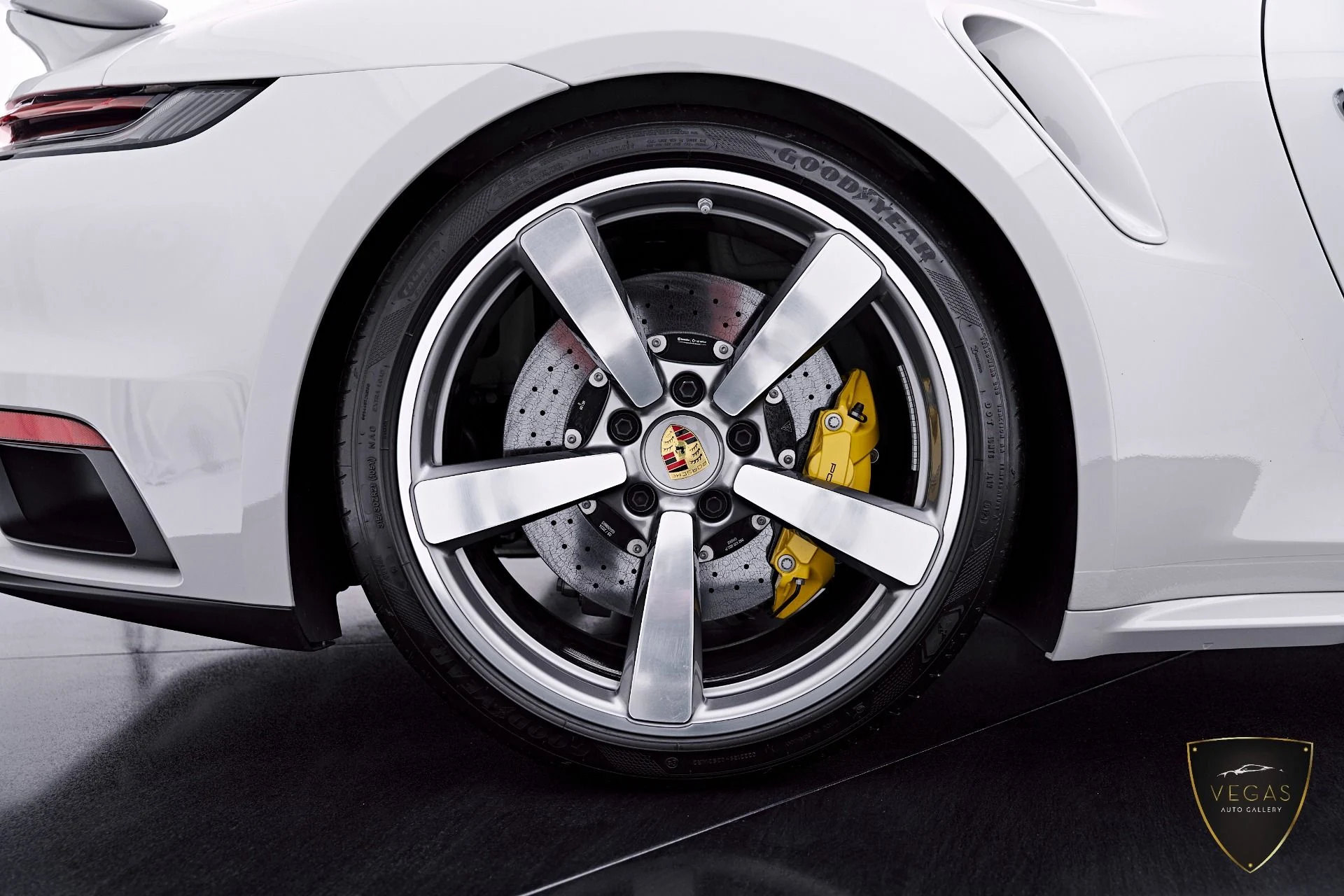mph035_710152098_Used_2024_Porsche_911_Turbo_S_1782351420_2ff5e9d4fb