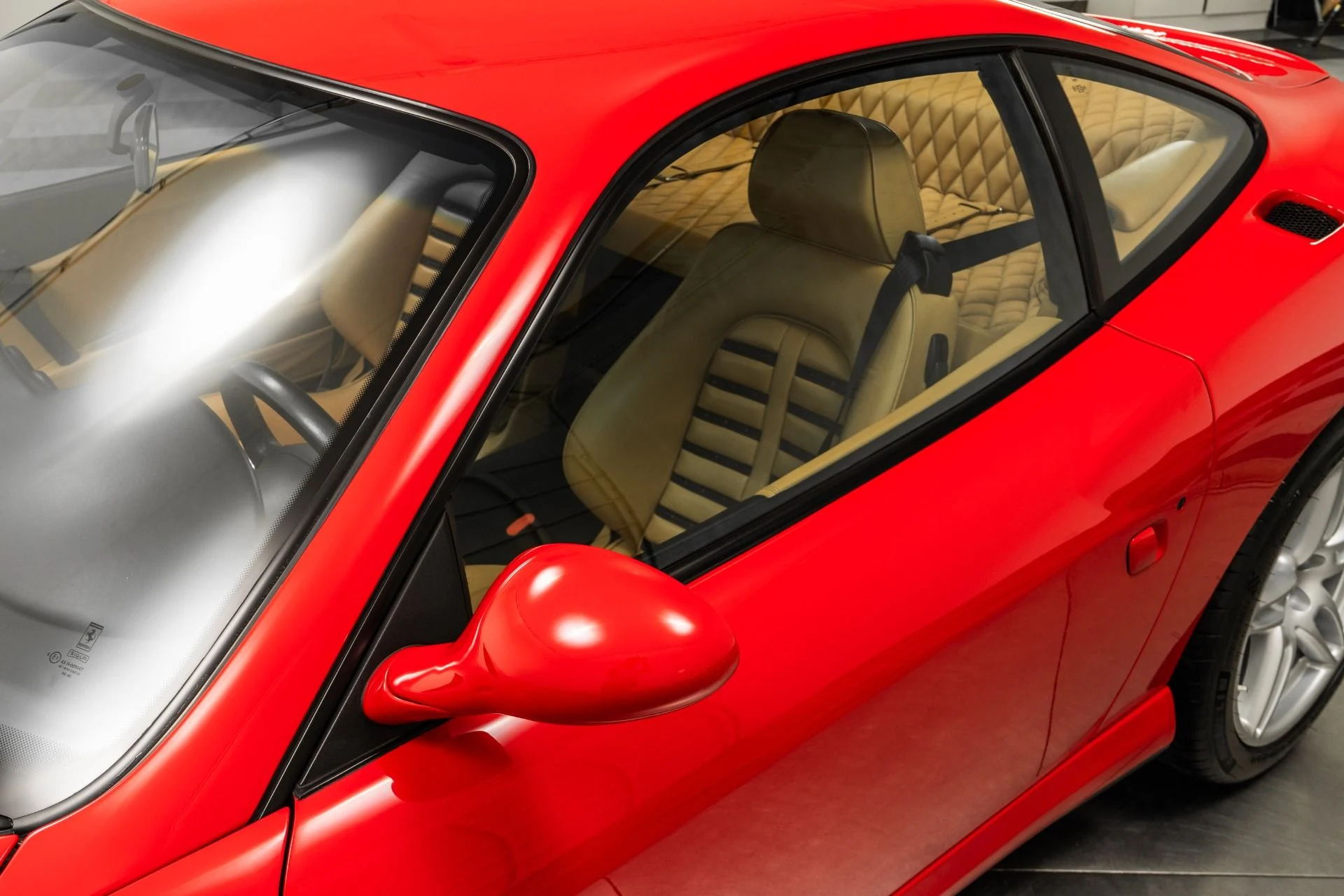 mph035_720110182_Used_2000_Ferrari_550_Maranello_1760995634_994298071a