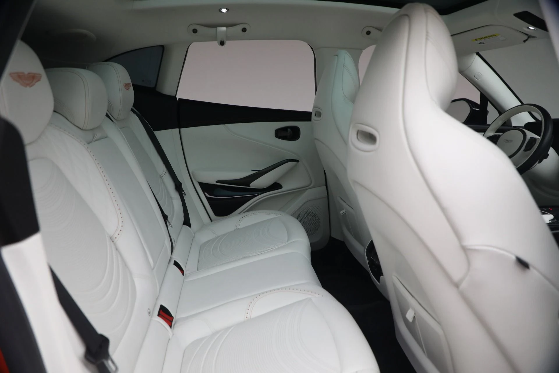 mph035_721493063_Used_2024_Aston_Martin_DBX_707_1772122329_e9a8ca0cfe