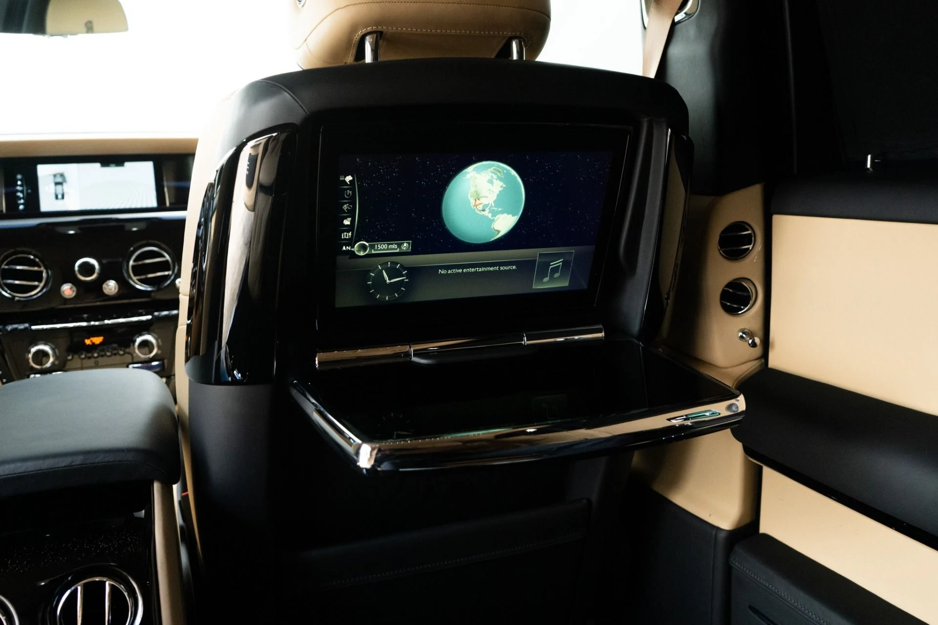 mph035_727304396_Used_2022_Rolls_Royce_Phantom_EWB_1771455948_f87bb010ea