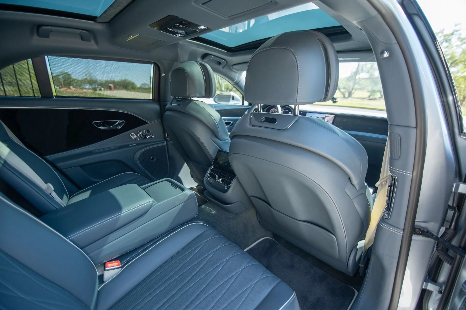 mph035_733048203_Used_2022_Bentley_Flying_Spur_V8_1791935034_2045451501