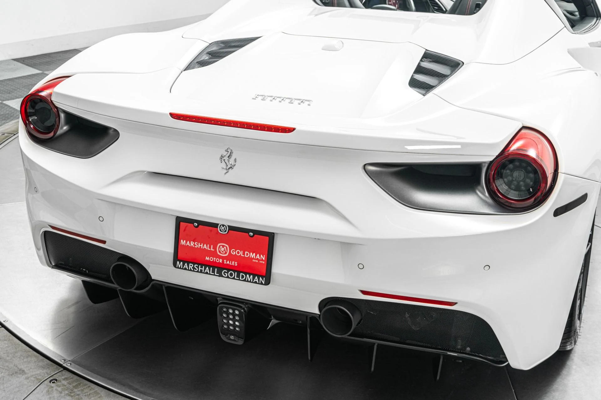 mph035_741370994_Used_2018_Ferrari_488_Spider_1783615982_16700d1073
