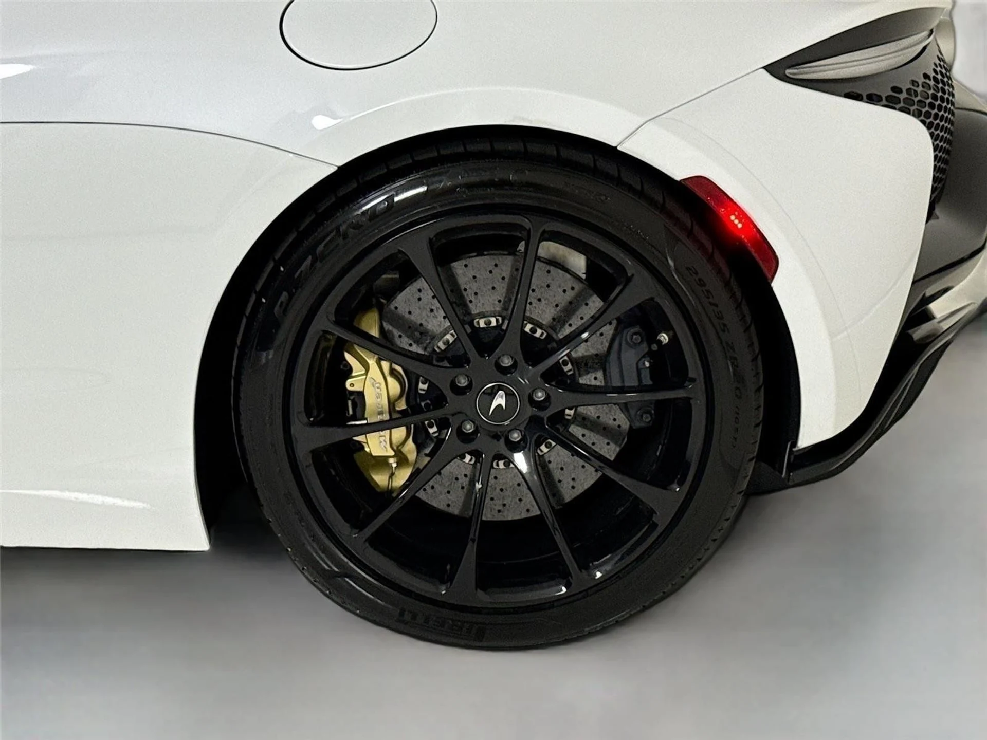 mph035_744367018_fce5c28b0795d7dba9176d510c132e2e_2c34ffd47b