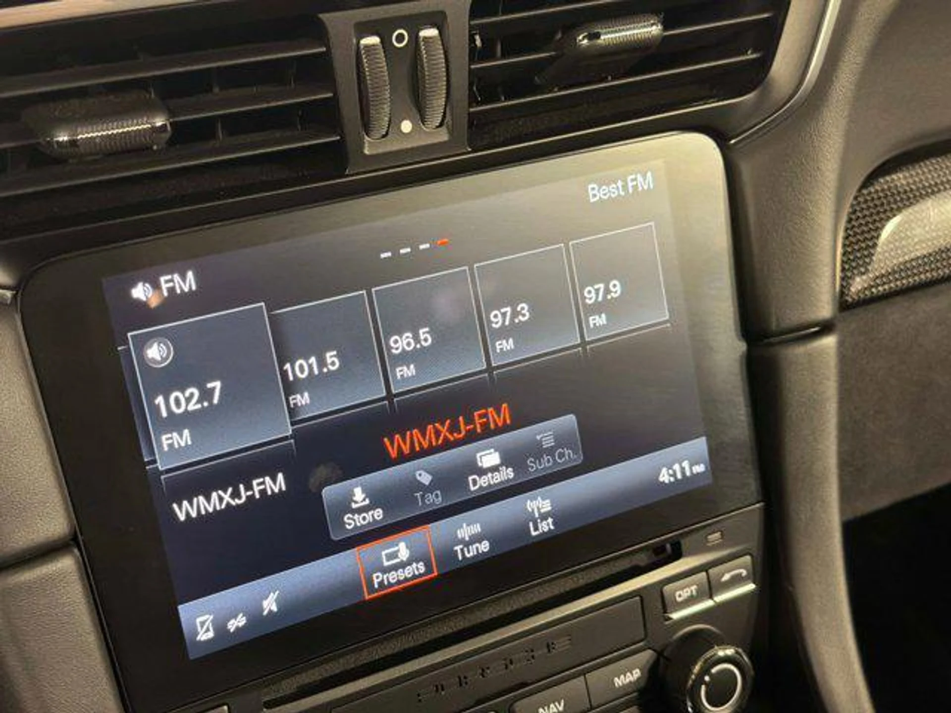 mph035_74900163_SI_Ea_Txh6w_Or_XJ_615_Z_Gd_G_Bf_YH_Nh4_d2f78e9188