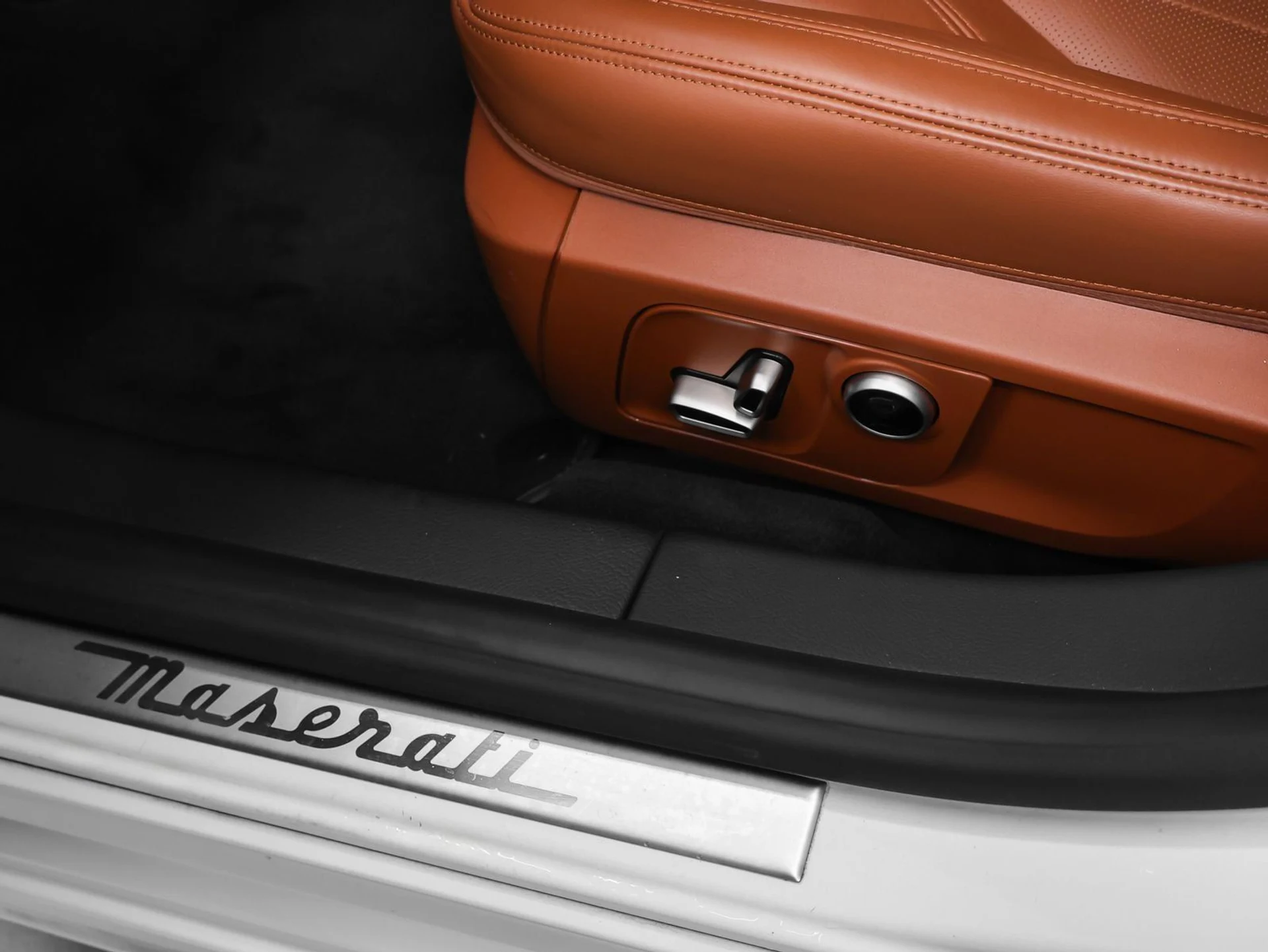 mph035_752214625_36_49c3af81c5