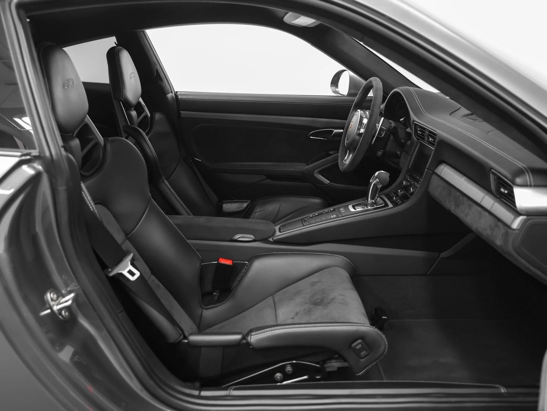 mph035_755186855_36_54b42a4c37