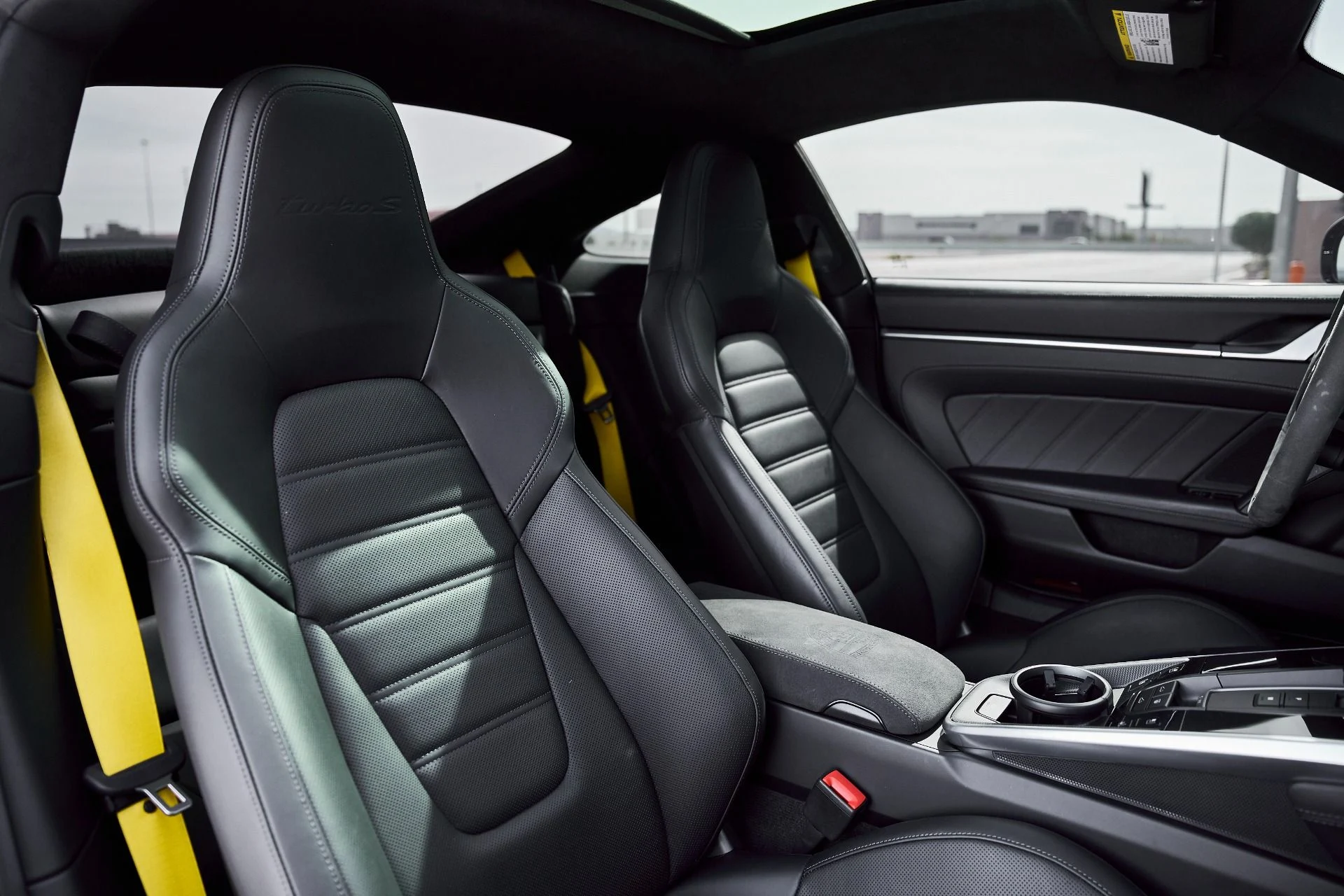 mph035_759711785_Used_2024_Porsche_911_Turbo_S_1772073678_3beff06220