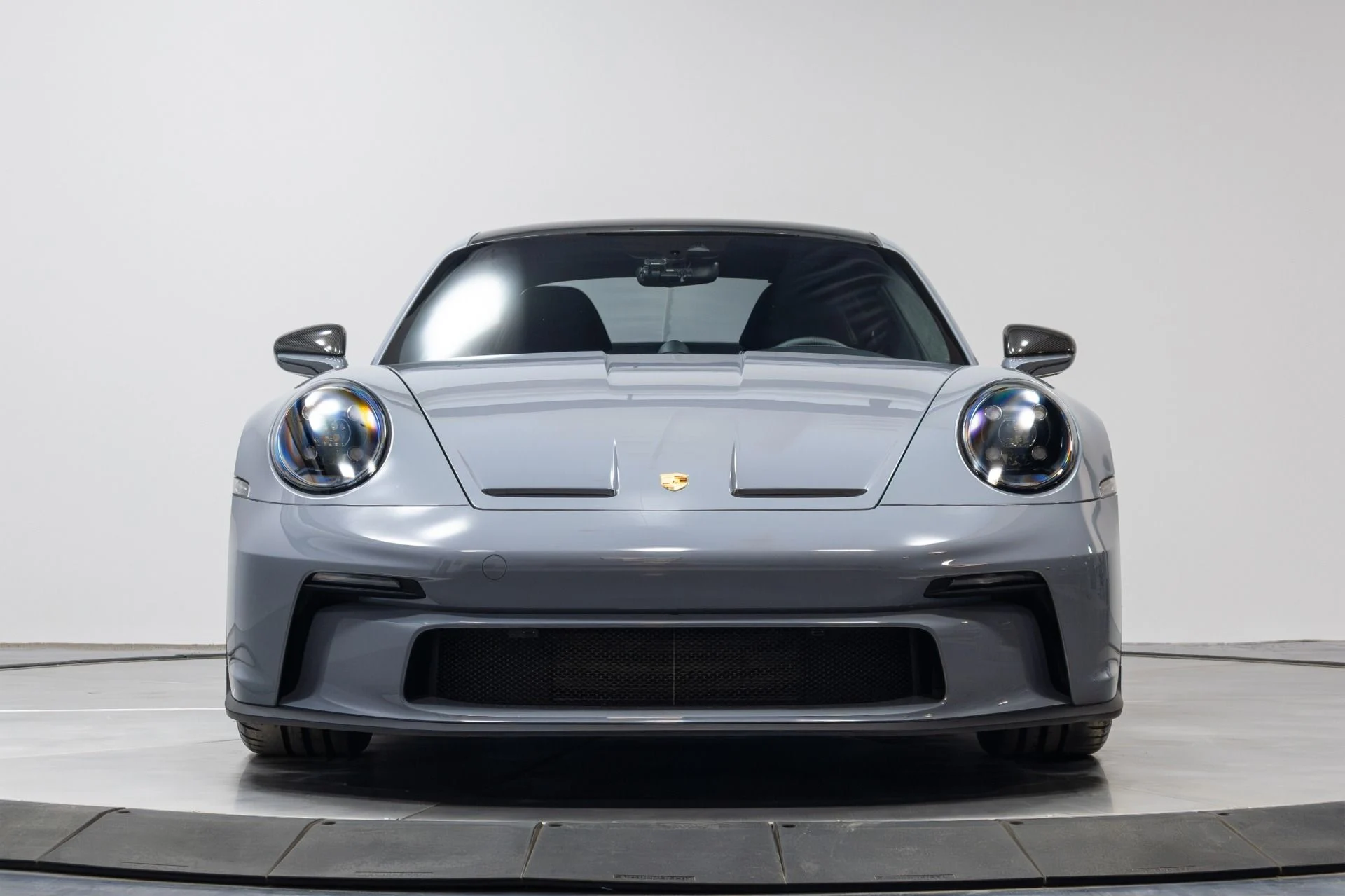 mph035_762550487_Used_2024_Porsche_911_GT_3_Touring_1770958788_32e4e91114