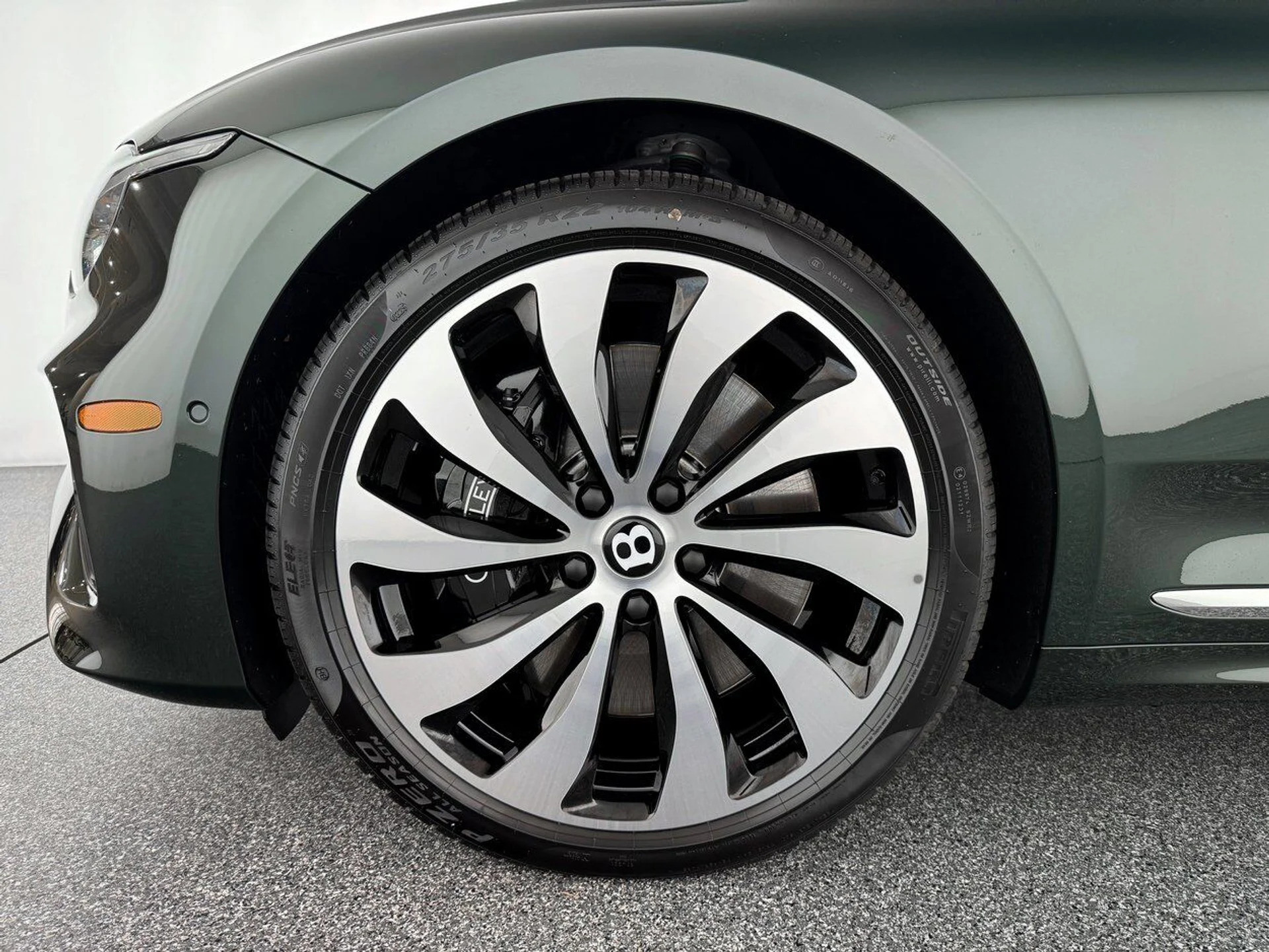 mph035_769678234_a5301af29a772af93bb45473ef39ede9_f8de725843