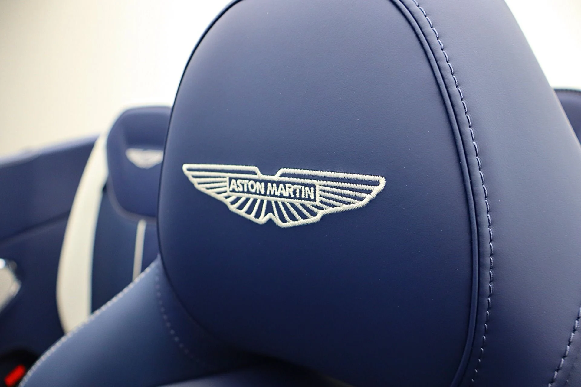 mph035_770945084_New_2026_Aston_Martin_DB_12_S_Volante_731f999543