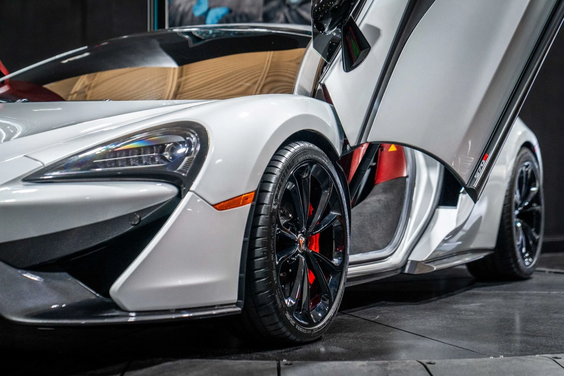 mph035_772160700_Used_2018_Mc_Laren_570_S_Spider_Loaded_Spec_Larini_exhaust_1765511070_94c6acc294