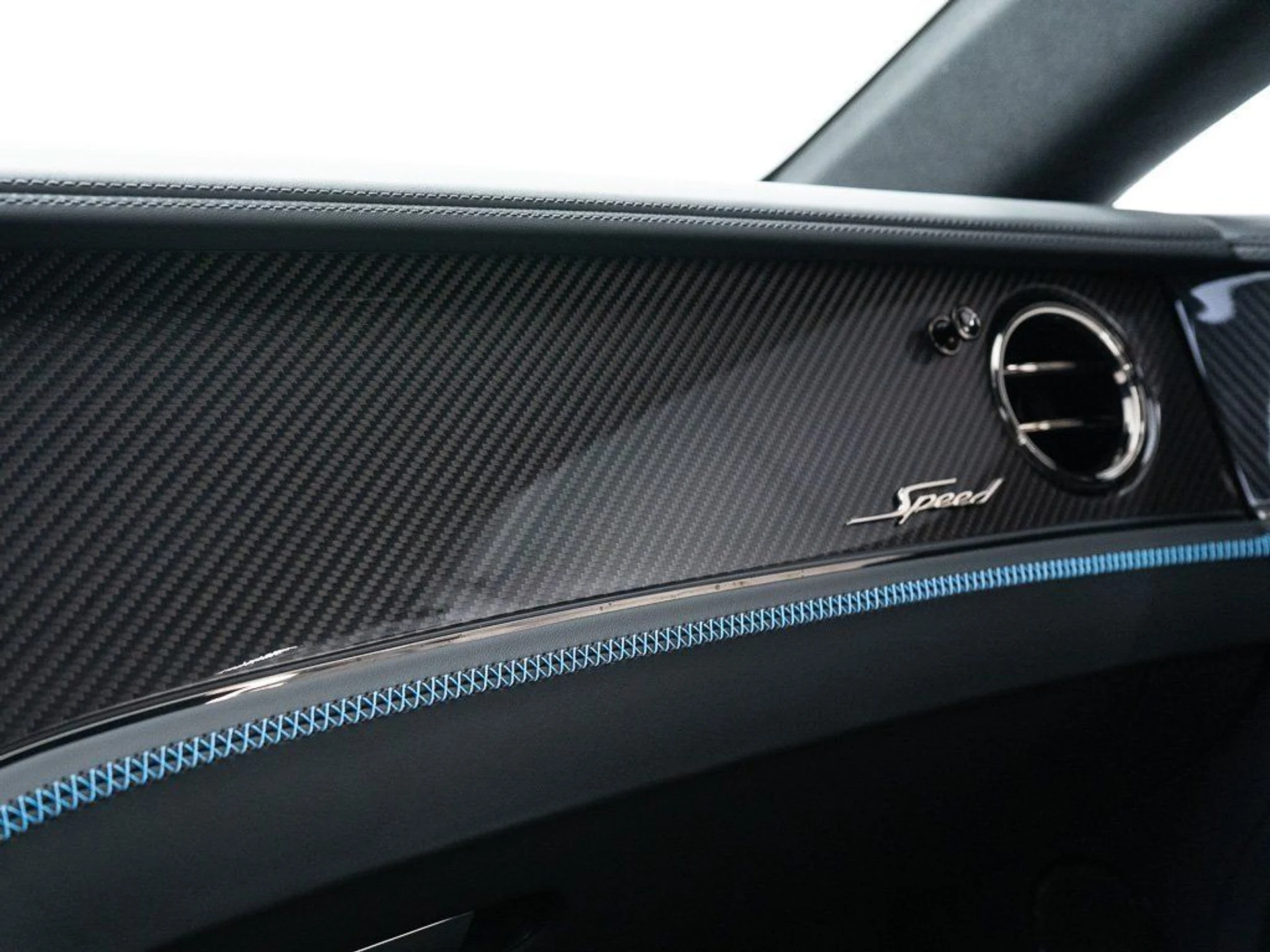 mph035_774749691_8ed9b861b02a53dfe3e851fc5f62684c_614ebd0270