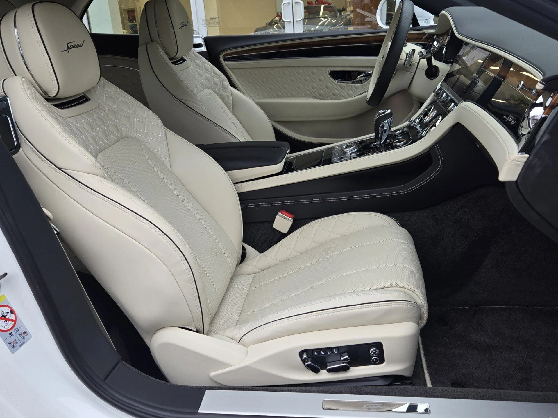 mph035_779866563_98dffc5f03f9ddcfd607ae5cab7d3321x_14f0b33934