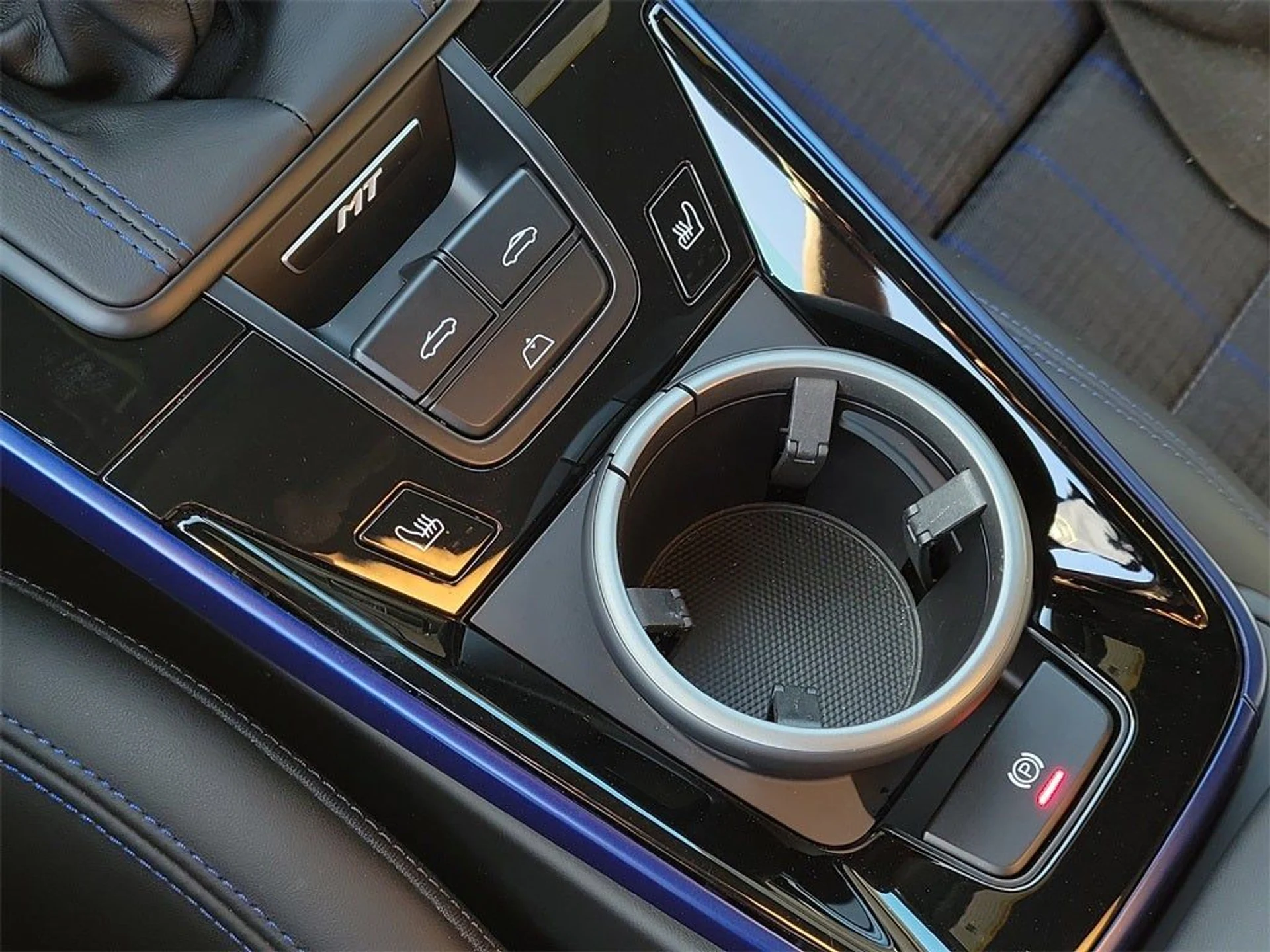 mph035_788676071_36_8fd81427ed