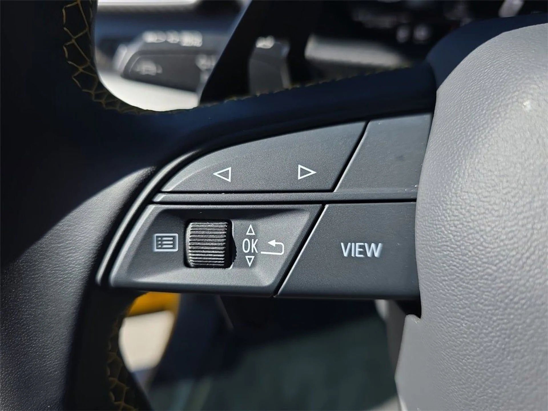 mph035_7891690_36_5a39263afd