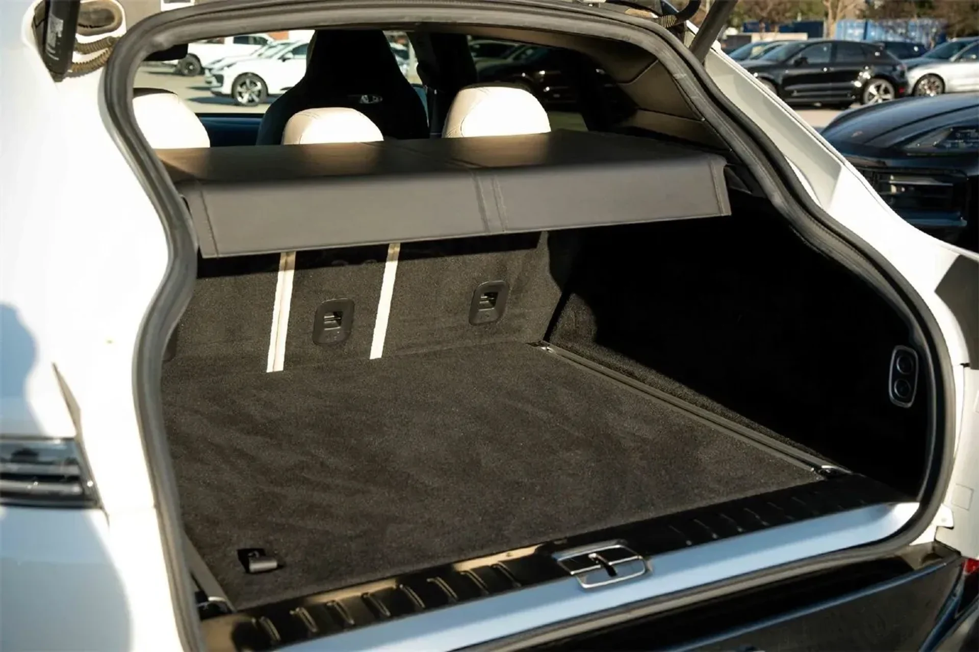 mph035_792518793_d88945cbd2c74b539fe8ced2dc349938_e256c06b09