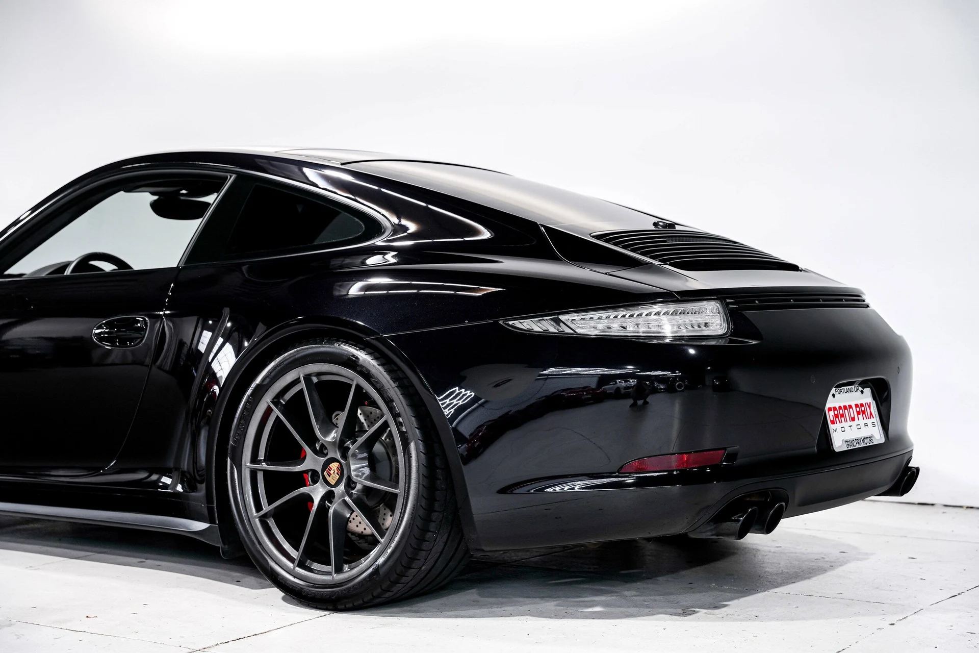 mph035_801090336_7a3f0235f8aa2d713af47780092c3f4fx_9c19933bbc