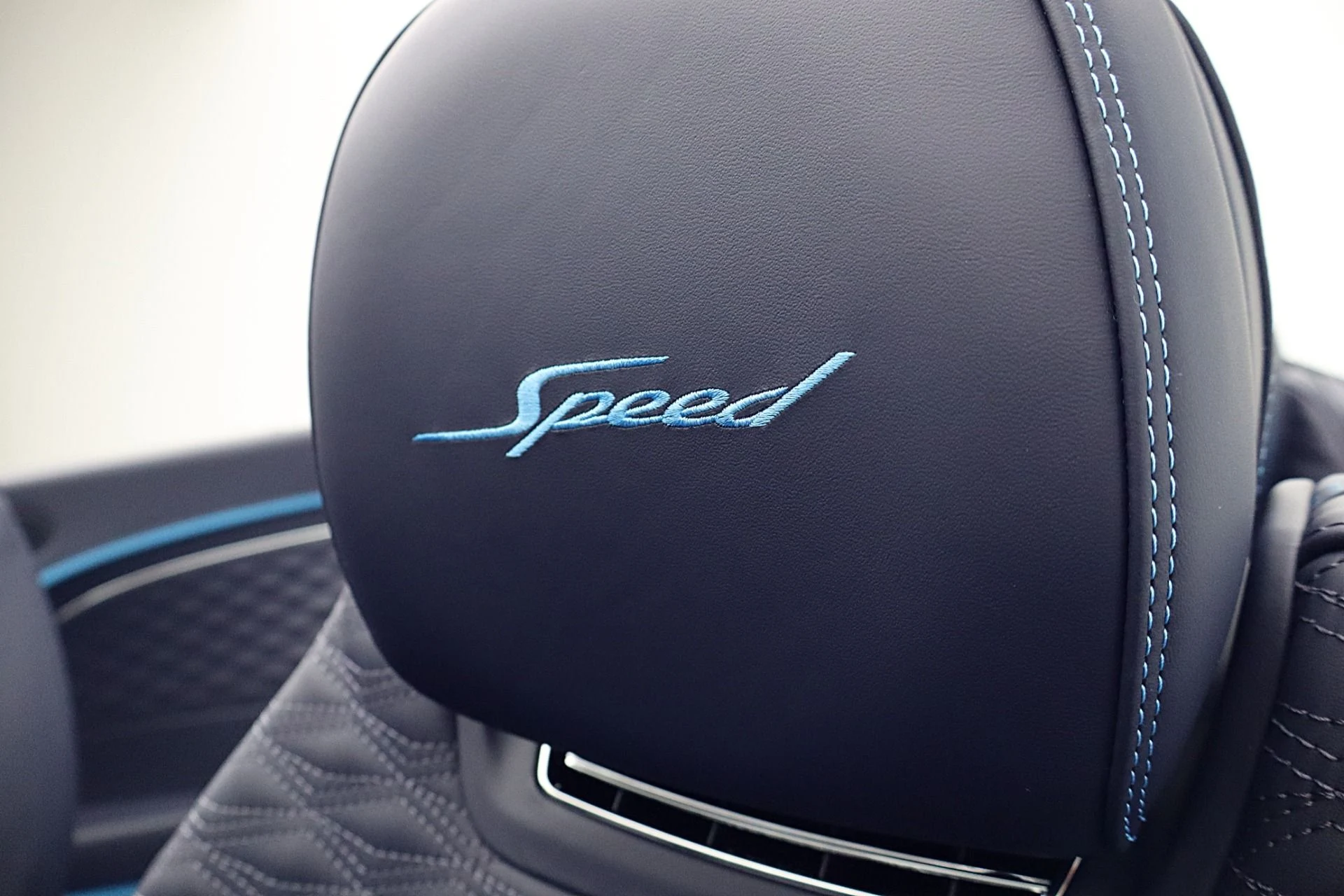 mph035_804304796_New_2026_Bentley_Continental_GTC_Speed_221bd811c7