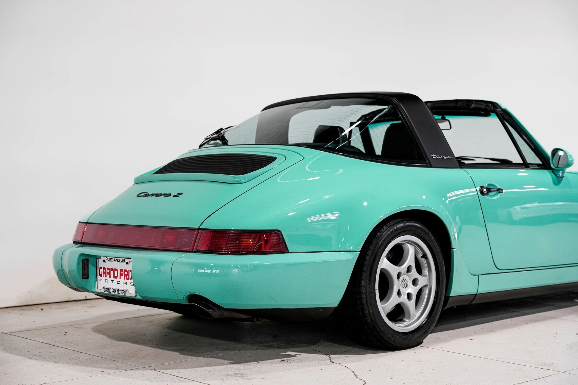 mph035_804756802_86d4028002746f3d2a00f00bac571adfx_d082b06d40