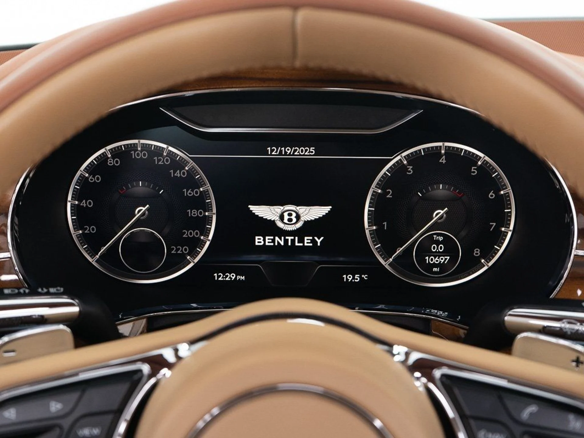 mph035_818258049_793221b2d51f0e4c66470ec14214bad2_395d98677a