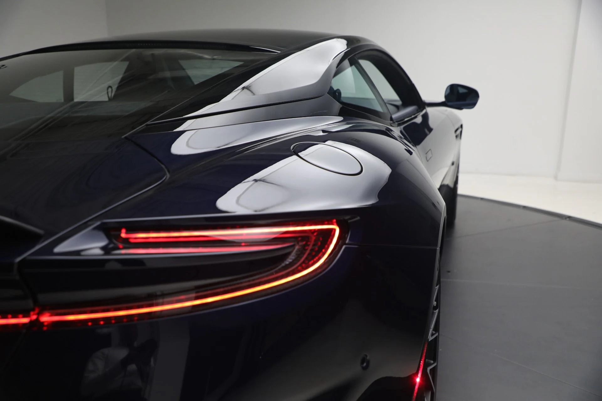 mph035_820759556_New_2026_Aston_Martin_DB_12_S_1780512409_30251317a7