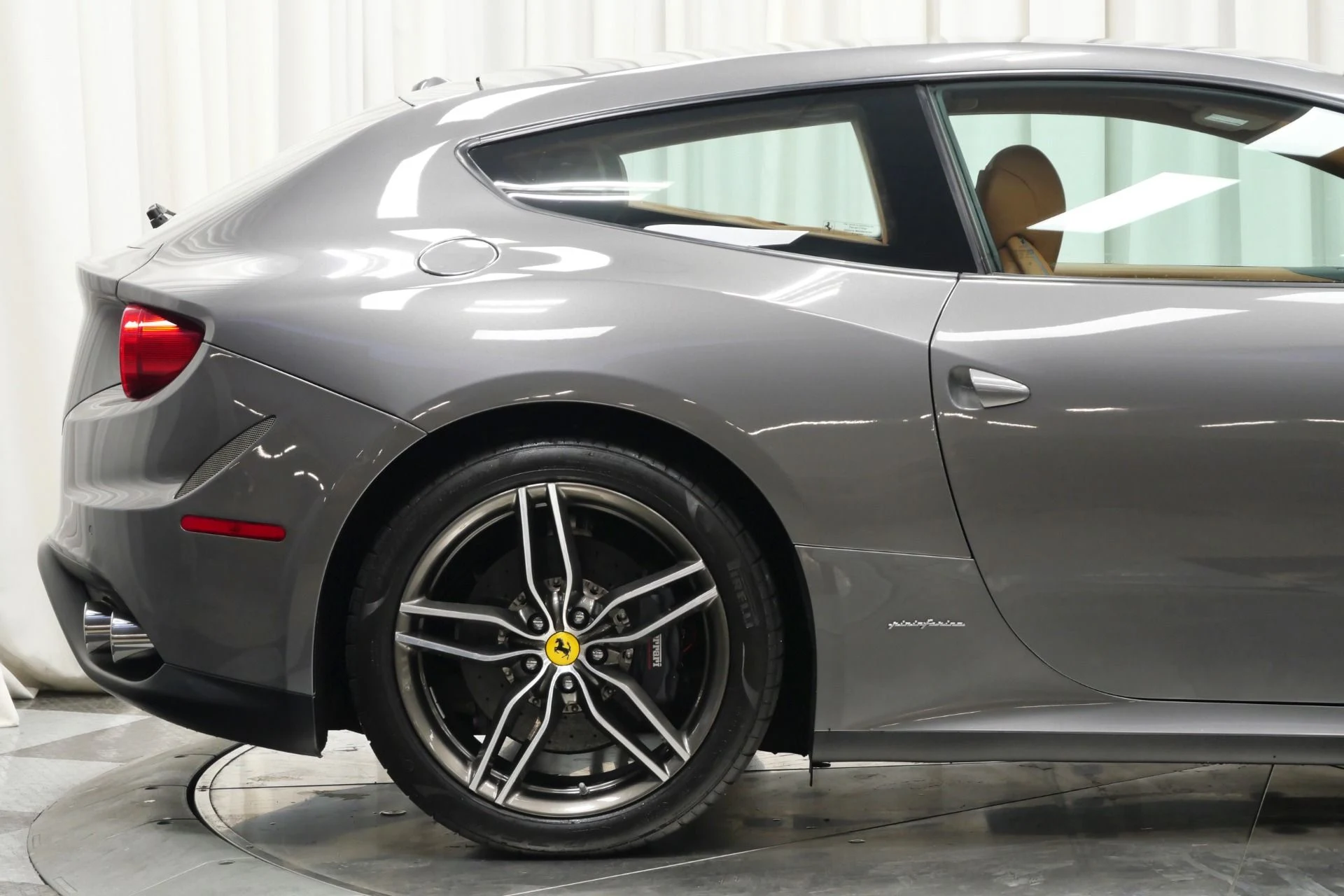 mph035_824350472_Used_2014_Ferrari_FF_1760547739_55e450ebc6