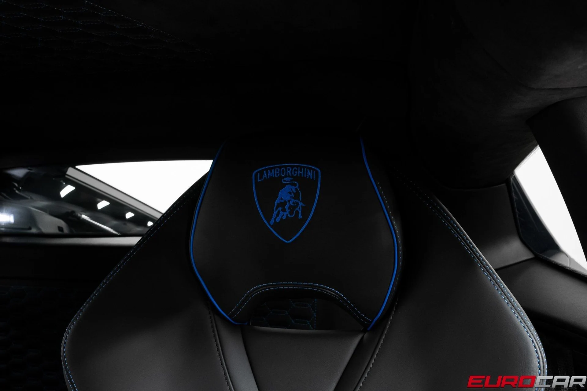 mph035_831350170_image_36_b8a2b3bc18