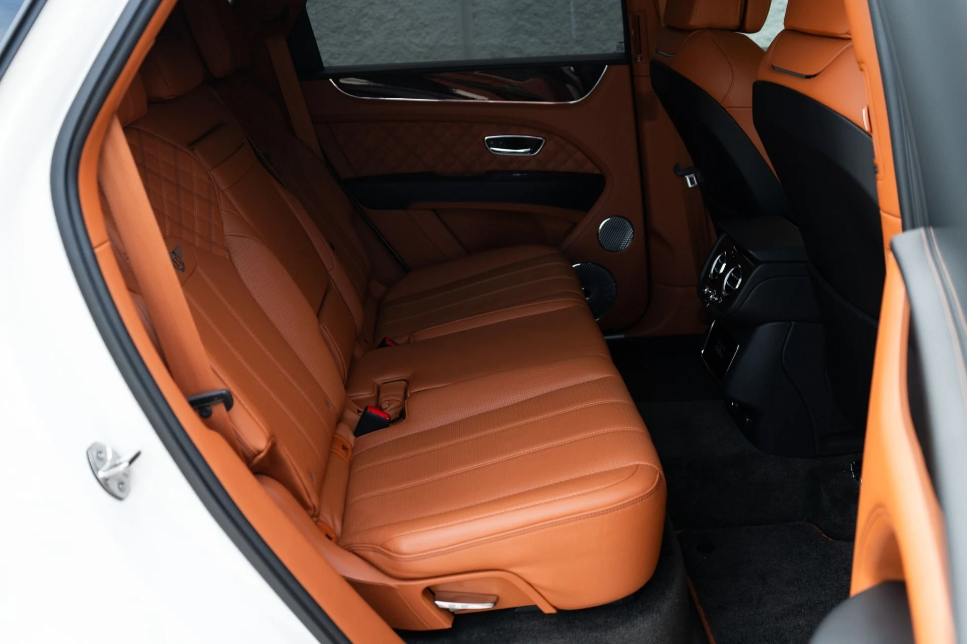 mph035_834232406_Used_2021_Bentley_Bentayga_V8_1780518091_b65bd5db7d