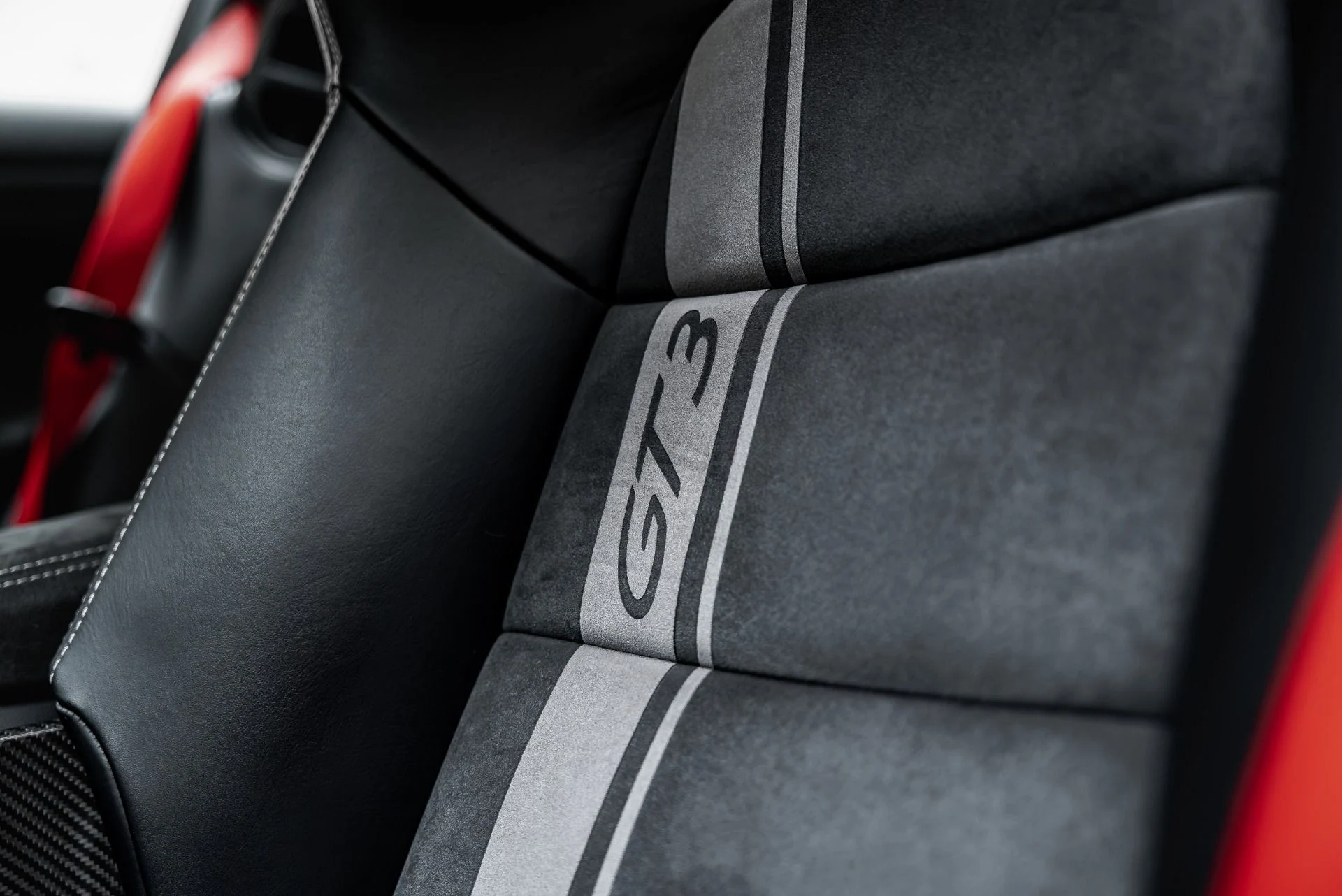 mph035_846092661_Used_2019_Porsche_911_GT_3_1784182088_421d412199