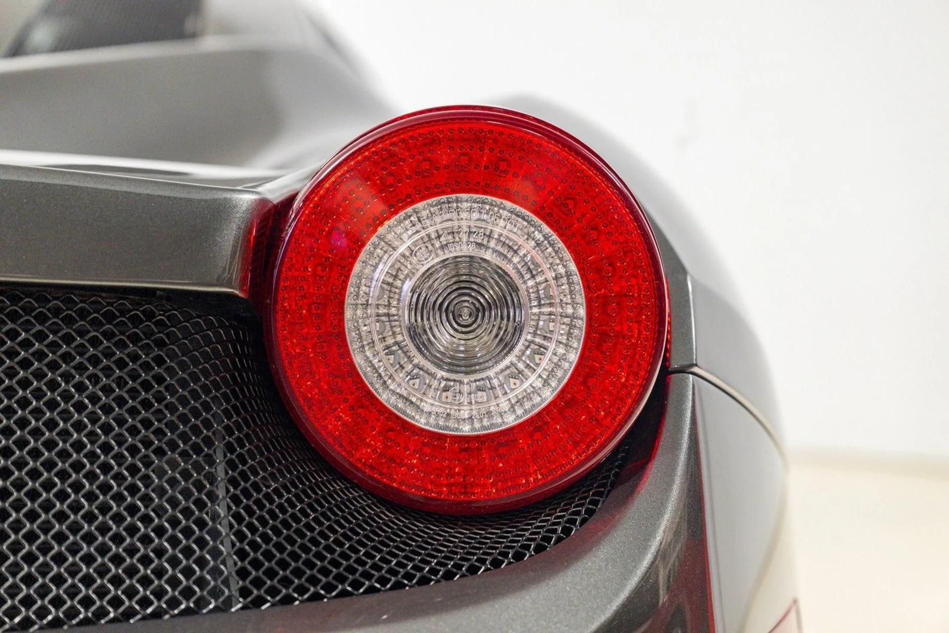 mph035_859067201_c141f7bcb08043d19d481ba6bd5a0bc5_236e724118