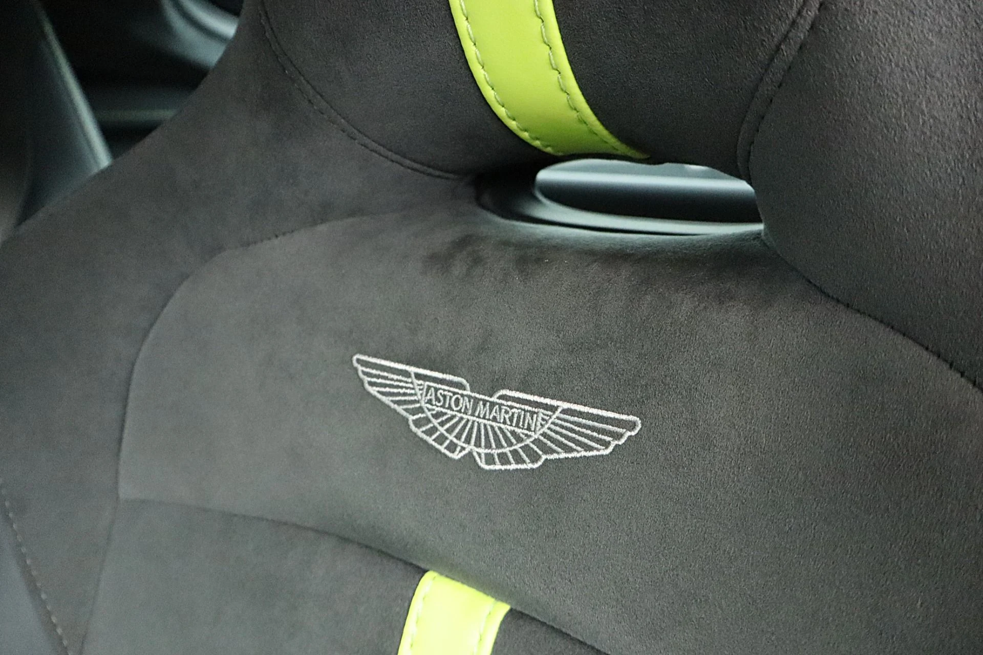 mph035_862143310_Used_2023_Aston_Martin_Vantage_F1_EDITION_ac46327780