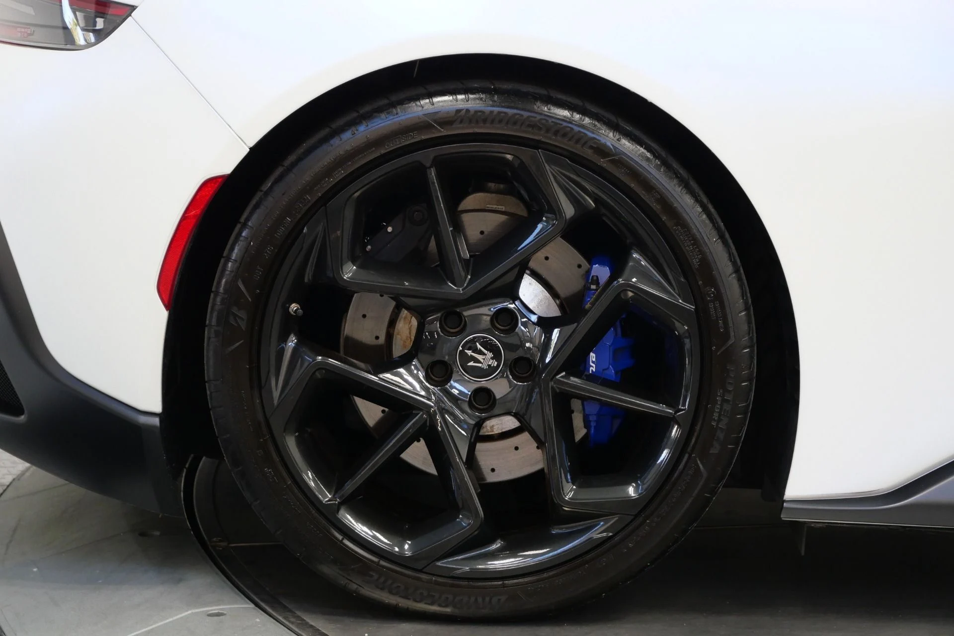 mph035_874992875_Used_2023_Maserati_MC_20_Factory_Matte_Paint_Extended_Leather_and_Alcantara_Interior_1773426820_0439e91da1