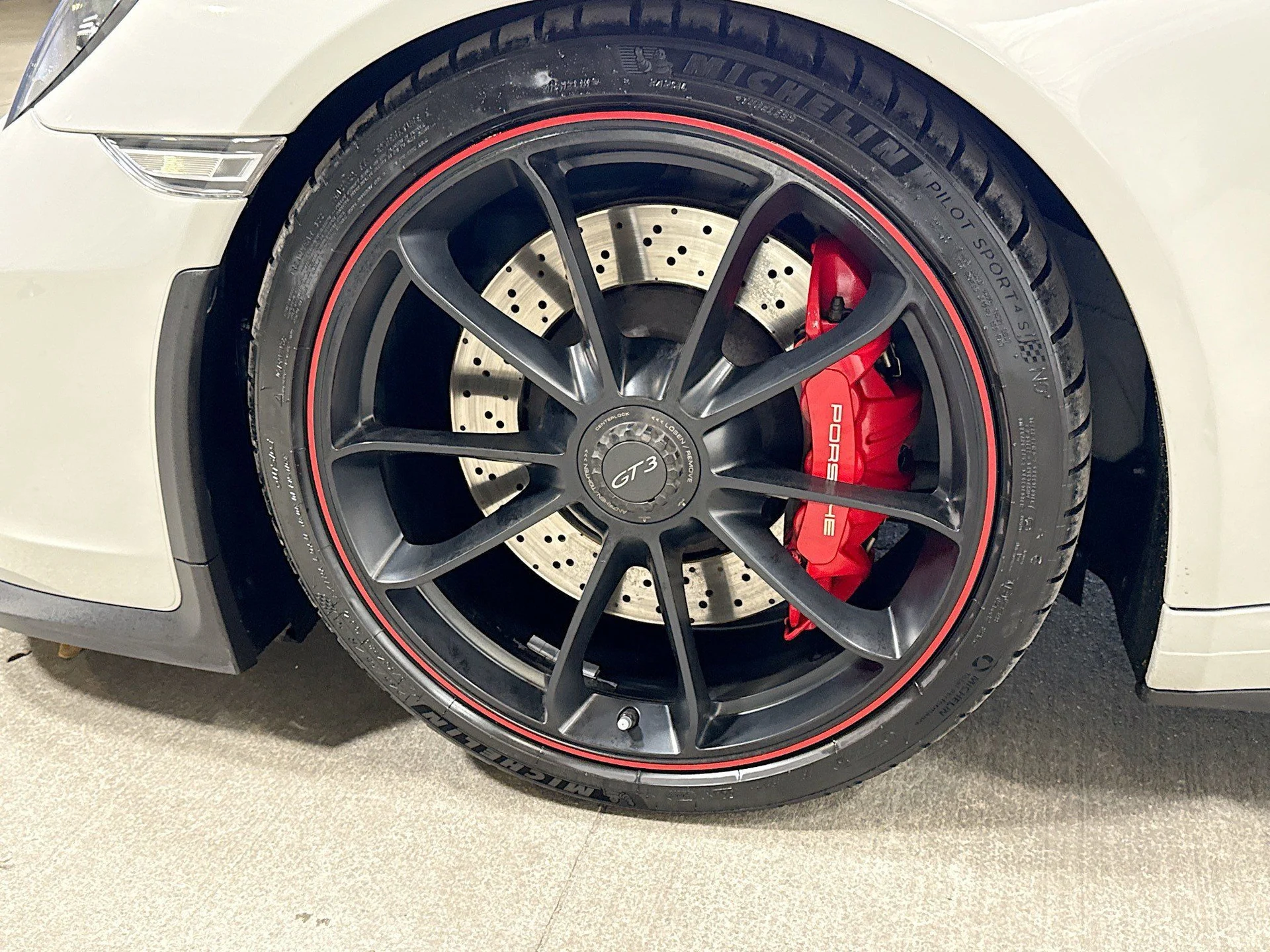 mph035_875932576_aa945260cde121efce841a21535f7f20_9acf3dce26