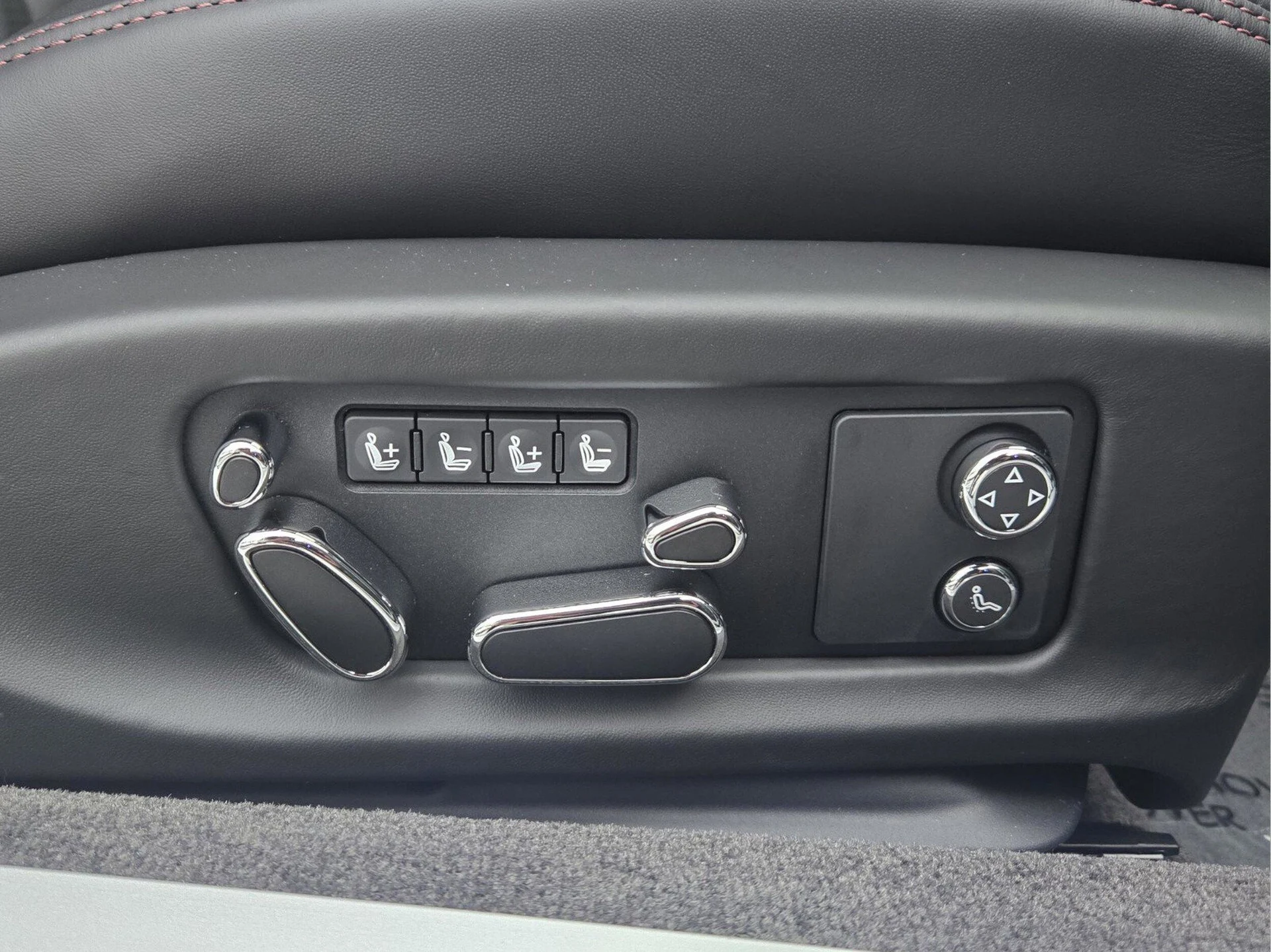 mph035_876703047_d1623e123e7cf88934883467f6b2cee8x_1936484792