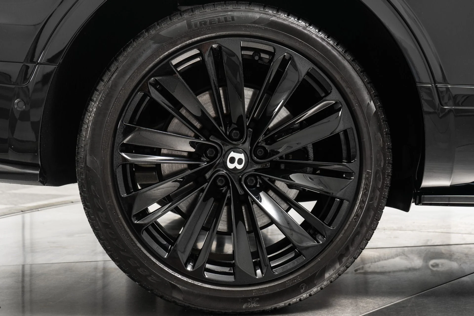 mph035_882041744_Used_2020_Bentley_Bentayga_Speed_1748760257_293c73dc2f