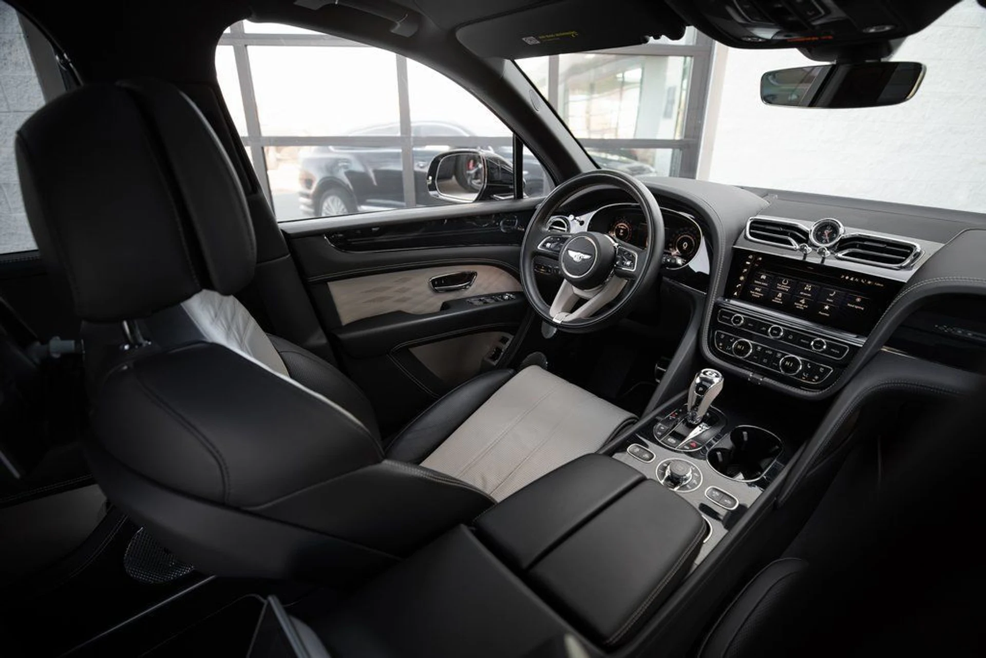 mph035_884179700_6b8f58a159bdc0cd196e706649c587a6x_0818e5af6a