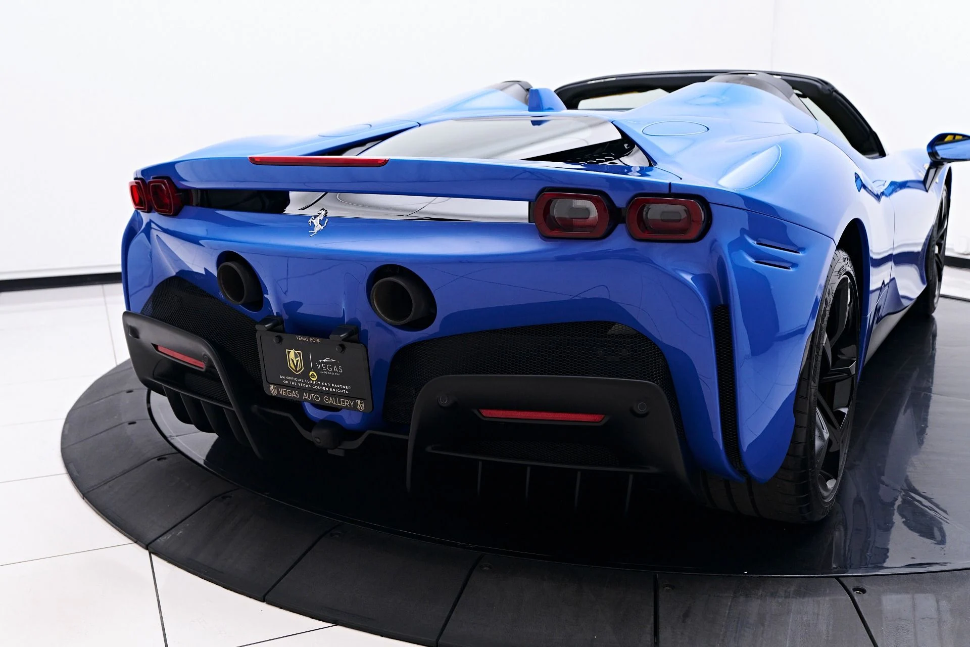 mph035_889603937_Used_2024_Ferrari_SF_90_Spider_Base_1752630680_d2955de4aa
