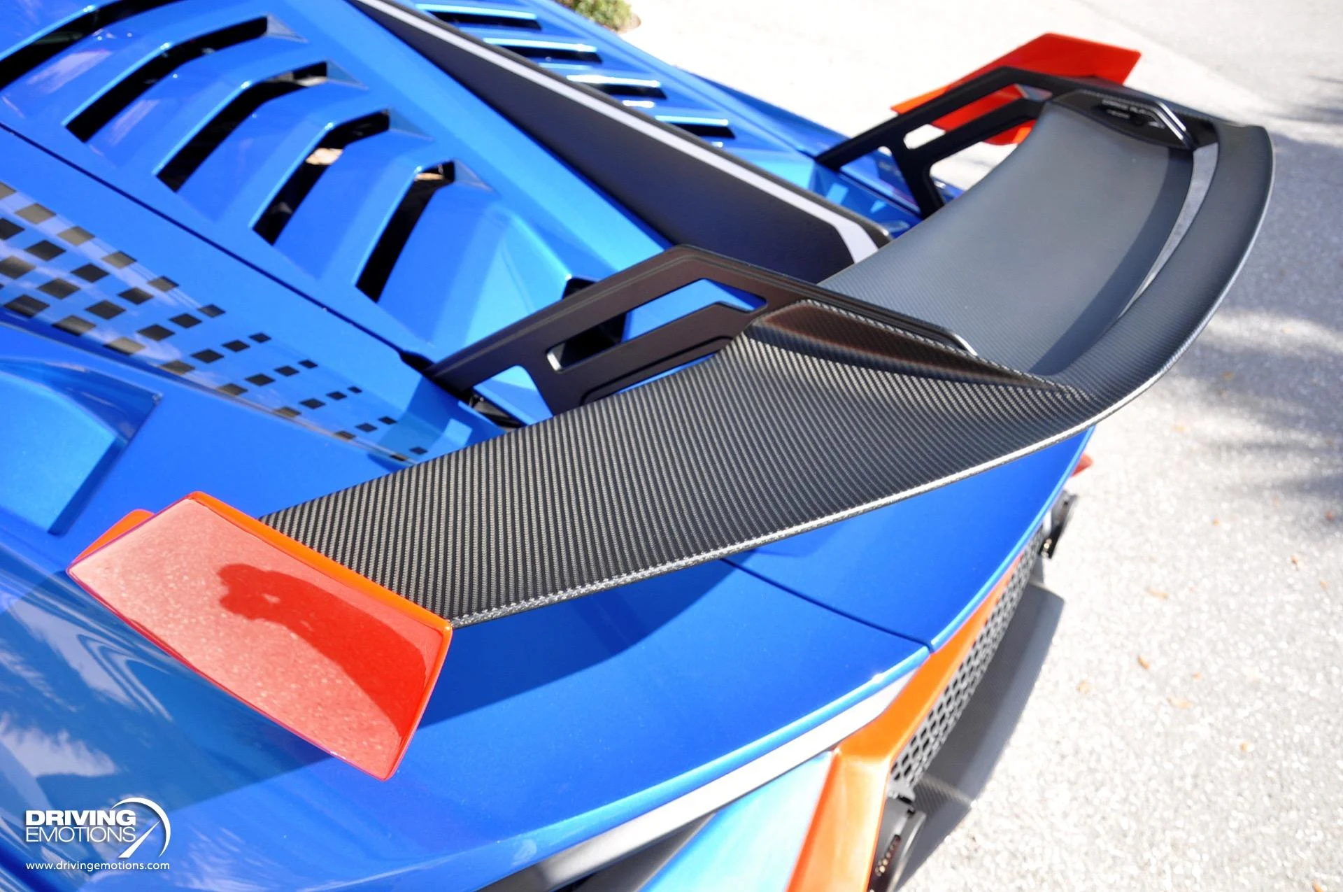 mph035_889737886_743_p36_l_7f0295245f