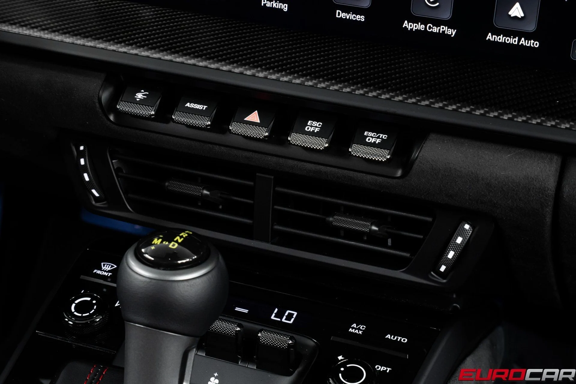 mph035_89032342_image_36_c32247415e