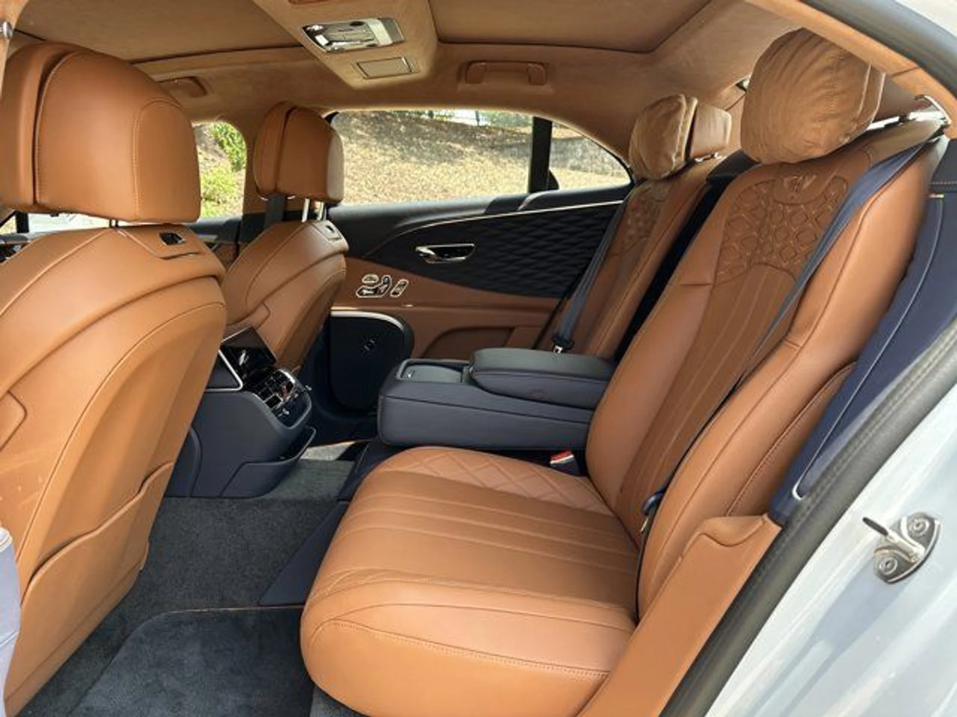 mph035_890433637_96394419f1424944bb2846075ab14452_97c82feb5b