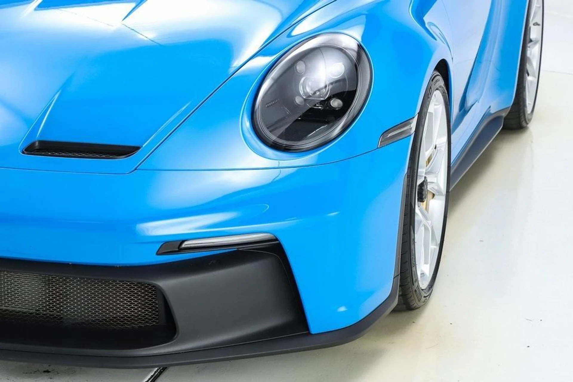 mph035_892066470_yb_Sb0_S79_Zg1f_TMN_0f_ADL_V_Yu_SY_e4318d2e8d