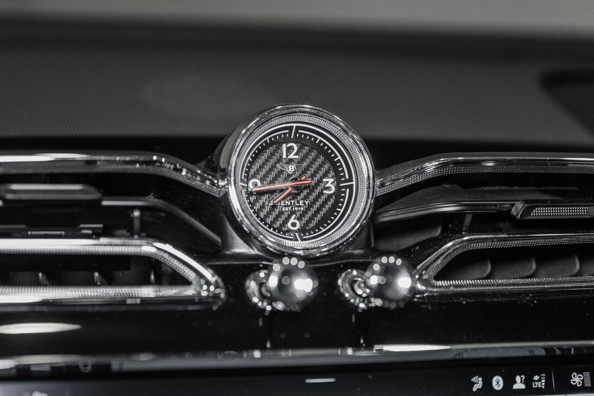 mph035_895131453_Used_2022_Bentley_Bentayga_Speed_1790432047_9ba9326c67