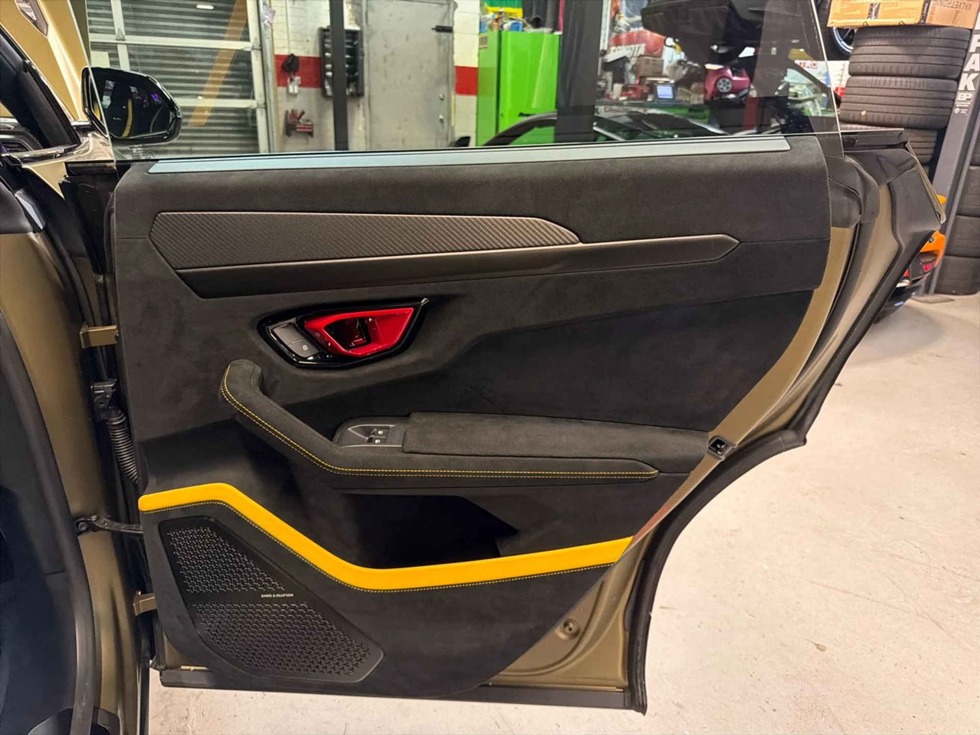 mph035_906764479_639014921873728808_2d550b5901