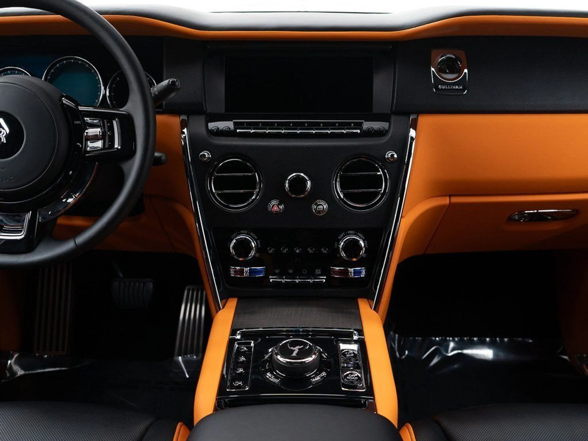 mph035_923153947_2cd280f948676aaf15c98c151b698033_3746a6d030