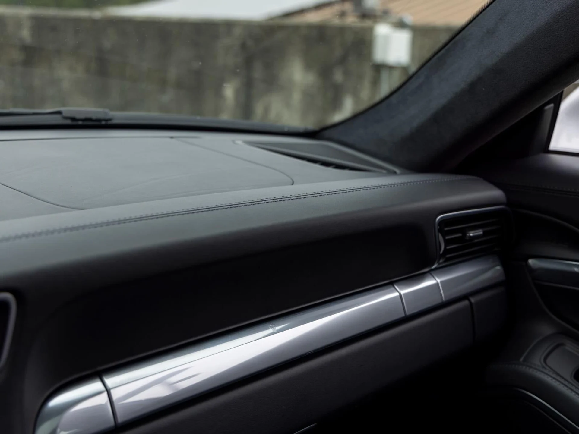 mph035_932606702_36_2c4bb77a12