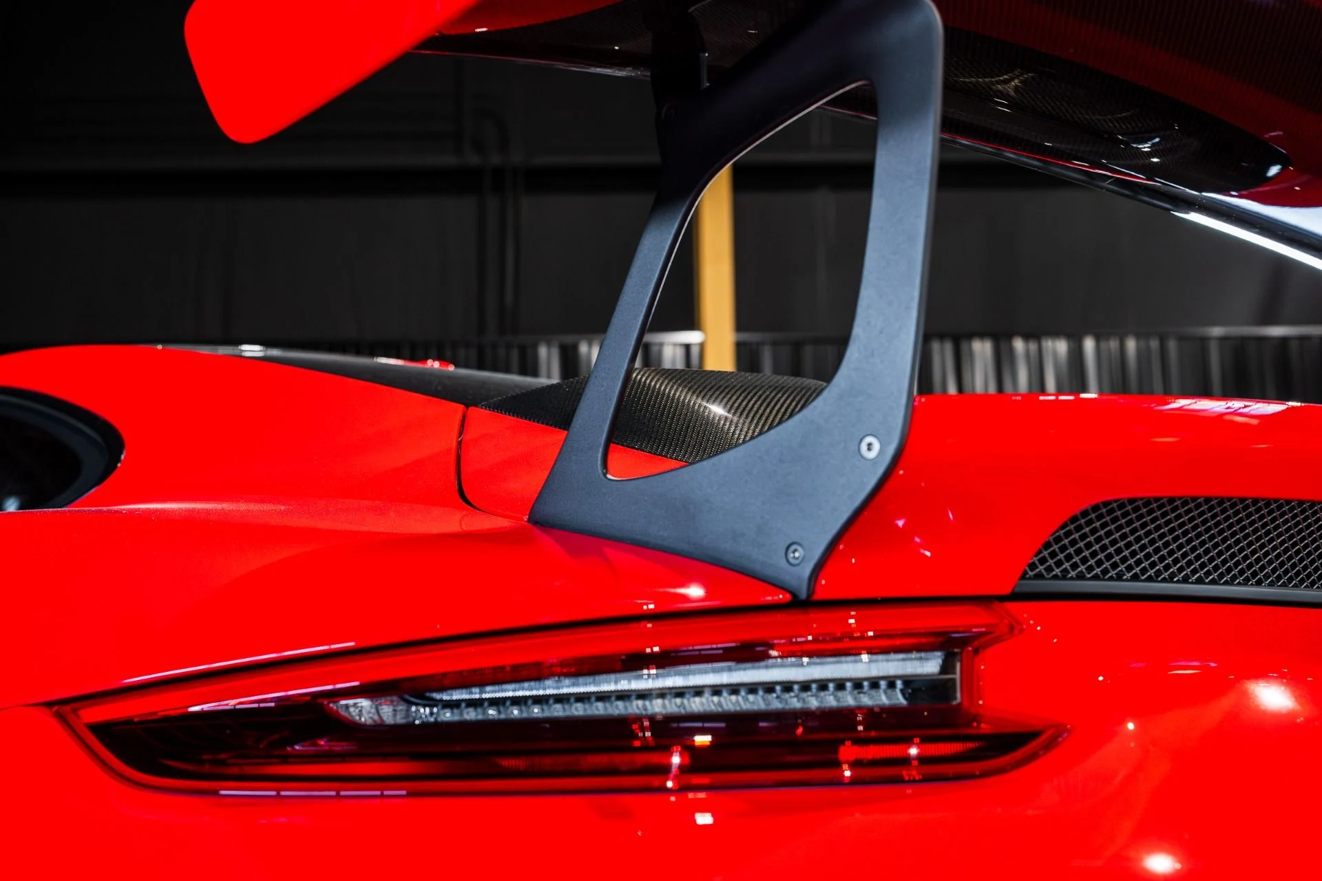 mph035_933023474_13706_p36_l_e037e82ac2