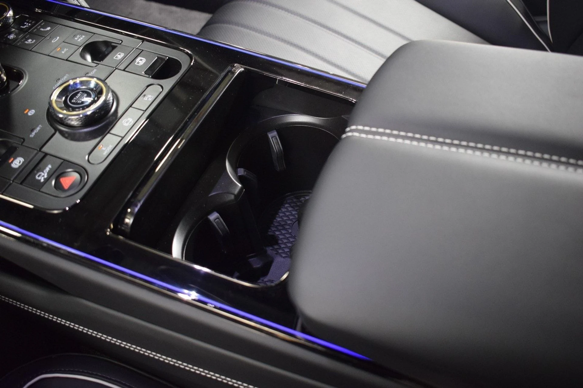 mph035_937309233_b2bb33fb7f4473df23c6ad3d1c3829b3x_e7893eb9c9