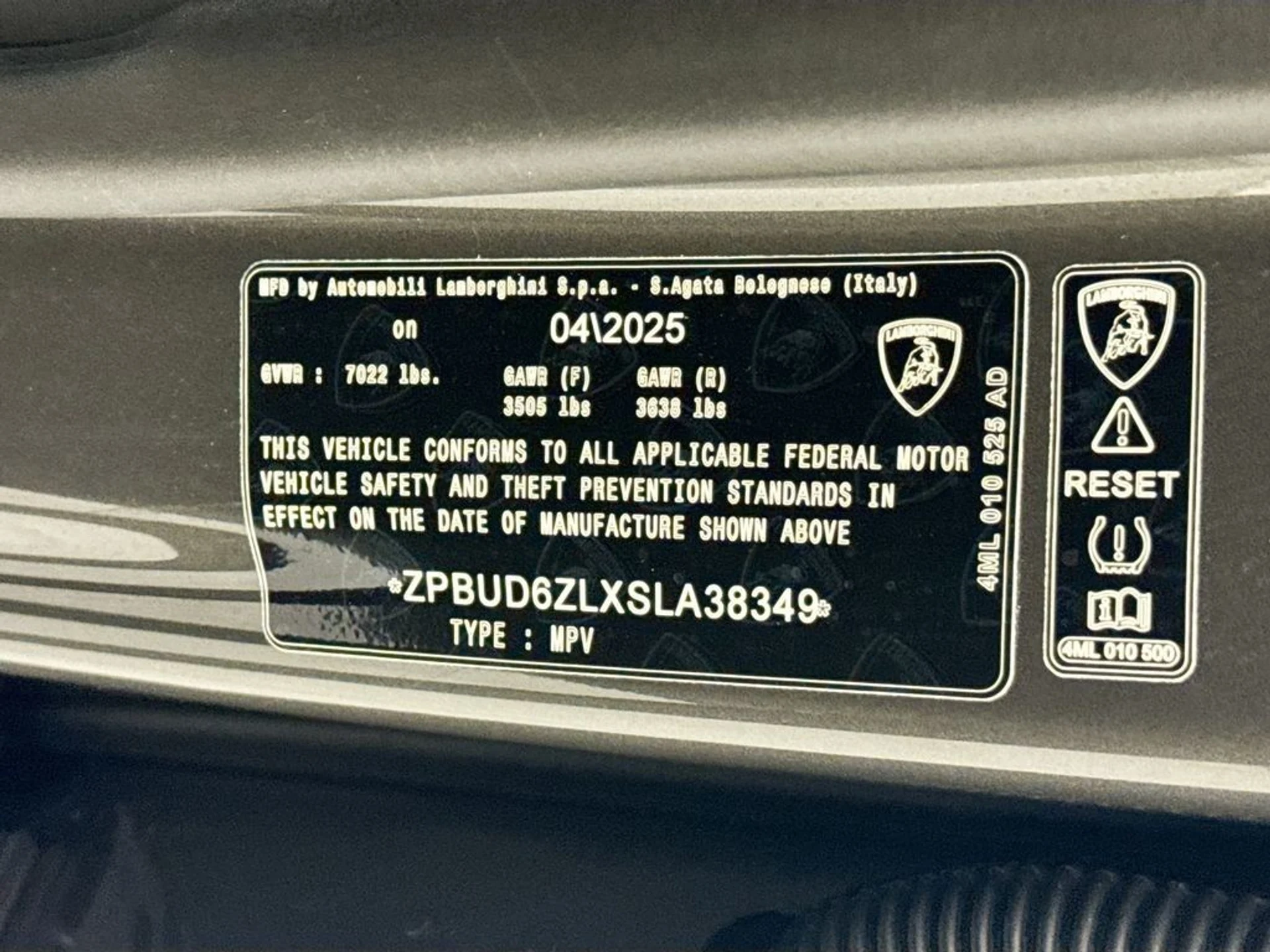 mph035_967678823_f07ffc8d7f7dd460b7f07aad3cc9d275_02adddff75